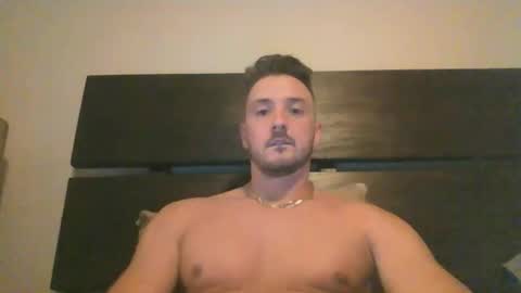 skinnyguylongdick1 online show from November 5, 2025, 3:17 am