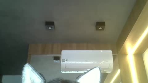 skinnykittencam online show from October 13, 2025, 4:51 pm