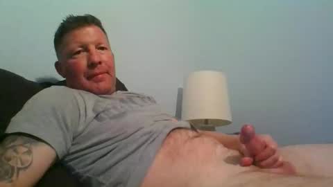 skinnymeat858205 online show from March 28, 2026, 3:28 am