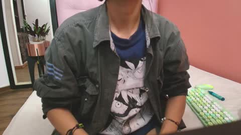 Snapshot of skinnyneighbour_ chatting on January 16, 2025, 3:02 am Karla online show from January 16, 2025, 3:02 am