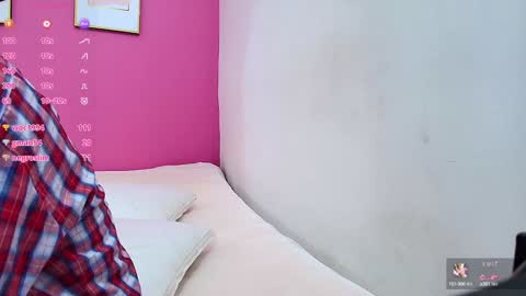 Snapshot of skinnyneighbour_ chatting on January 23, 2025, 3:05 am Karla online show from January 23, 2025, 3:05 am
