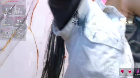 Karla  online show from April 14, 2026, 2:50 am