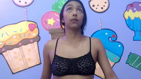 Snapshot of skinnysexzara18 chatting on January 15, 2026, 1:43 am zarfa online show from January 15, 2026, 1:43 am