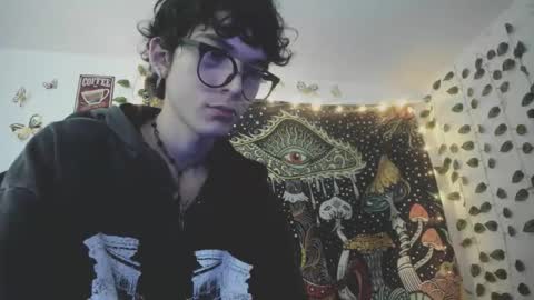 Snapshot of skiny_dann chatting on April 27, 2026, 3:15 am skiny_dann online show from April 27, 2026, 3:15 am