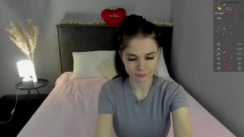 Snapshot of skinyjoy chatting on March 5, 2026, 2:18 am Joys online show from March 5, 2026, 2:18 am