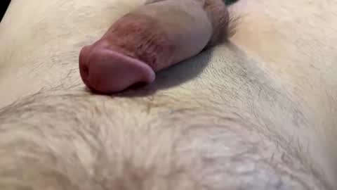 Snapshot of skittles333tw chatting on October 19, 2025, 6:30 pm skittles333tw online show from October 19, 2025, 6:30 pm