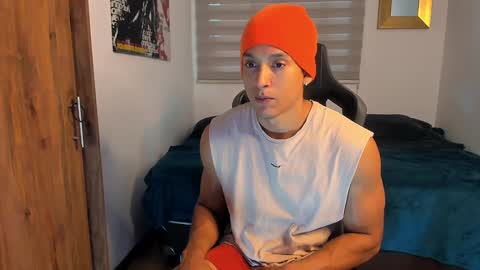 Liam Vokov online show from December 11, 2024, 11:08 am