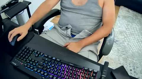 Snapshot of skullcandyyyy chatting on March 14, 2026, 10:32 am skullcandyyyy online show from March 14, 2026, 10:32 am