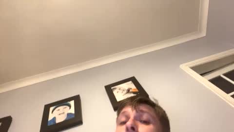 skuzzy25 online show from November 15, 2025, 6:26 pm