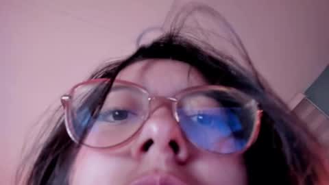 Snapshot of sky_blue__ chatting on February 10, 2025, 5:25 am Hanna online show from February 10, 2025, 5:25 am