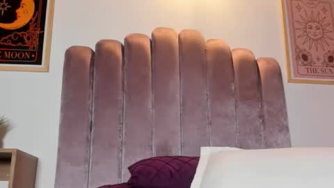 Snapshot of sky_caroline chatting on November 14, 2025, 11:35 pm Sky Caroline online show from November 14, 2025, 11:35 pm