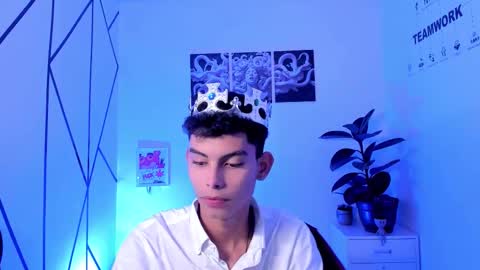 Snapshot of sky_jules chatting on October 21, 2025, 3:18 am Daniel online show from October 21, 2025, 3:18 am