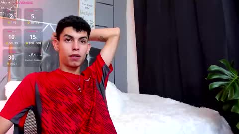 Snapshot of sky_jules chatting on November 9, 2025, 8:56 am Daniel online show from November 9, 2025, 8:56 am