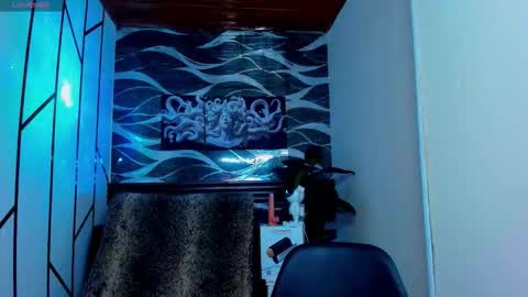 Snapshot of sky_jules chatting on January 16, 2026, 4:49 am Daniel online show from January 16, 2026, 4:49 am