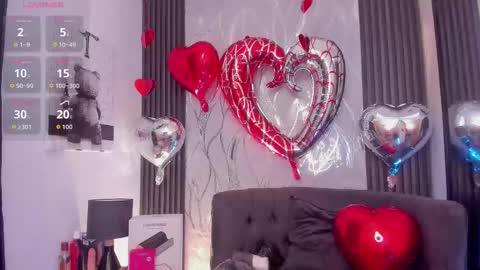 Snapshot of sky_jules chatting on February 15, 2026, 3:58 am Daniel online show from February 15, 2026, 3:58 am