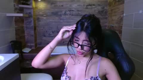 Snapshot of sky_winter chatting on January 11, 2026, 2:55 pm S O F I online show from January 11, 2026, 2:55 pm