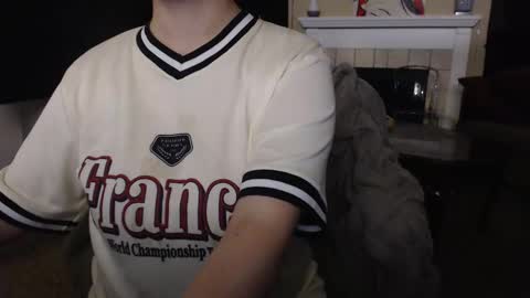 SKYLE   online show from October 23, 2025, 3:50 am