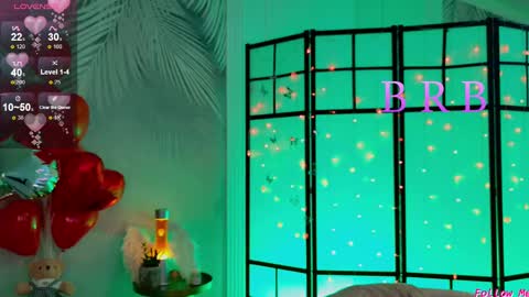 Snapshot of skyeyes__ chatting on February 21, 2025, 11:44 am Ann online show from February 21, 2025, 11:44 am