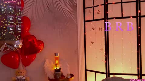 Snapshot of skyeyes__ chatting on February 24, 2025, 8:06 am Ann online show from February 24, 2025, 8:06 am