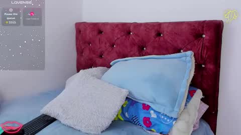 Snapshot of skyhotgirl chatting on March 10, 2026, 2:33 pm Sky online show from March 10, 2026, 2:33 pm
