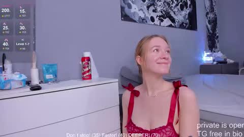 Snapshot of skyisland777 chatting on December 18, 2025, 3:23 am skyisland777 online show from December 18, 2025, 3:23 am