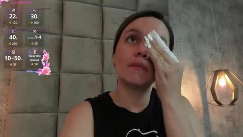 Sky June online show from January 5, 2026, 6:22 pm