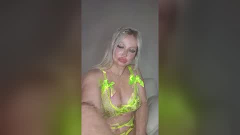 Skyla-Nera online show from July 12, 2026, 12:12 am