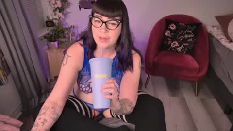 skylar bird online show from December 14, 2024, 1:28 am