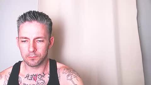 Snapshot of skylarrgrey chatting on March 20, 2026, 6:18 am SkylarGrey online show from March 20, 2026, 6:18 am