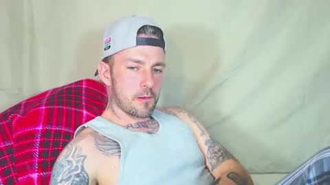 Snapshot of skylarrgrey chatting on April 23, 2026, 4:57 am SkylarGrey online show from April 23, 2026, 4:57 am