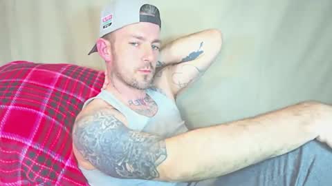 Snapshot of skylarrgrey chatting on April 24, 2026, 4:26 am SkylarGrey online show from April 24, 2026, 4:26 am