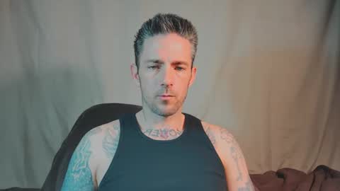 Snapshot of skylarrgrey chatting on May 19, 2026, 4:08 am SkylarGrey online show from May 19, 2026, 4:08 am
