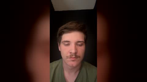 Snapshot of skyler2040388184 chatting on March 19, 2026, 5:33 am skyler2040388184 online show from March 19, 2026, 5:33 am