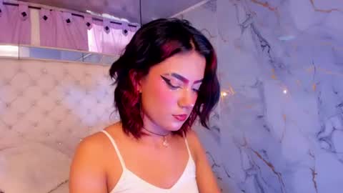 Snapshot of skyler_rouse chatting on June 25, 2026, 7:40 pm skyler_rouse online show from June 25, 2026, 7:40 pm