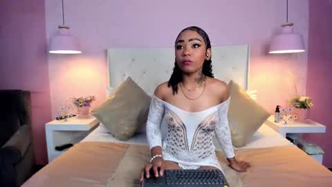 skylerbloom online show from November 22, 2025, 2:43 am