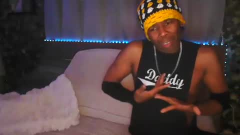 skyonetoo3 online show from November 11, 2025, 12:54 am