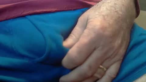 Snapshot of skypylot chatting on January 13, 2026, 6:46 pm ResqPylot2 online show from January 13, 2026, 6:46 pm