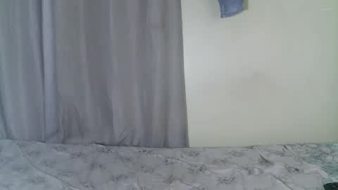 skyqueen0 online show from November 3, 2025, 5:25 pm