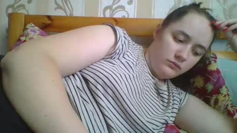 Snapshot of skyressie333 chatting on February 5, 2026, 6:29 am skyressie333 online show from February 5, 2026, 6:29 am