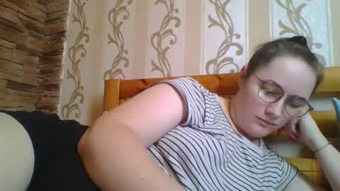 Snapshot of skyressie333 chatting on February 6, 2026, 9:23 am skyressie333 online show from February 6, 2026, 9:23 am