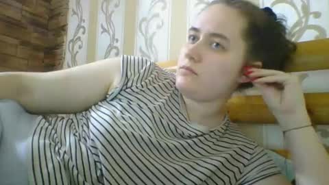 Snapshot of skyressie333 chatting on February 15, 2026, 5:20 pm skyressie333 online show from February 15, 2026, 5:20 pm