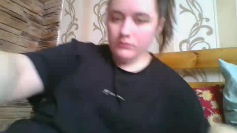 Snapshot of skyressie333 chatting on February 23, 2026, 9:39 am skyressie333 online show from February 23, 2026, 9:39 am