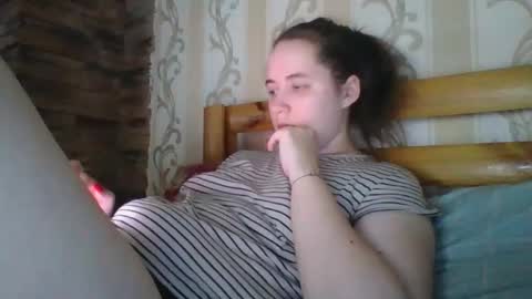 Snapshot of skyressie333 chatting on February 24, 2026, 9:02 pm skyressie333 online show from February 24, 2026, 9:02 pm