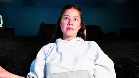 Snapshot of skyy_bloom chatting on December 20, 2025, 11:50 am Sky online show from December 20, 2025, 11:50 am