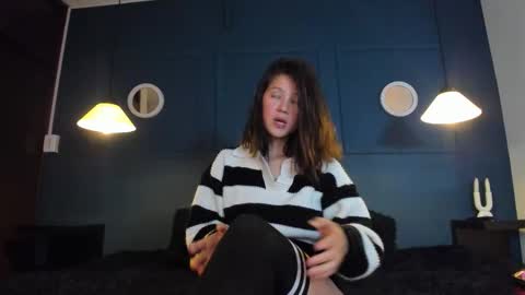 Snapshot of skyy_bloom chatting on February 26, 2026, 12:37 pm Sky online show from February 26, 2026, 12:37 pm