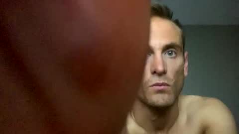 Skyler and Tyler online show from November 17, 2025, 8:20 am