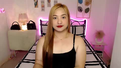 Snapshot of slave_amanda69 chatting on June 8, 2026, 6:36 am Queen Cyrine online show from June 8, 2026, 6:36 am