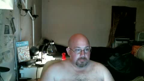 slavejim online show from July 5, 2026, 4:41 am