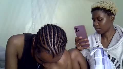 Snapshot of sleciahsha chatting on April 30, 2026, 5:19 pm sly online show from April 30, 2026, 5:19 pm