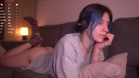 Sonya online show from December 22, 2025, 10:29 pm